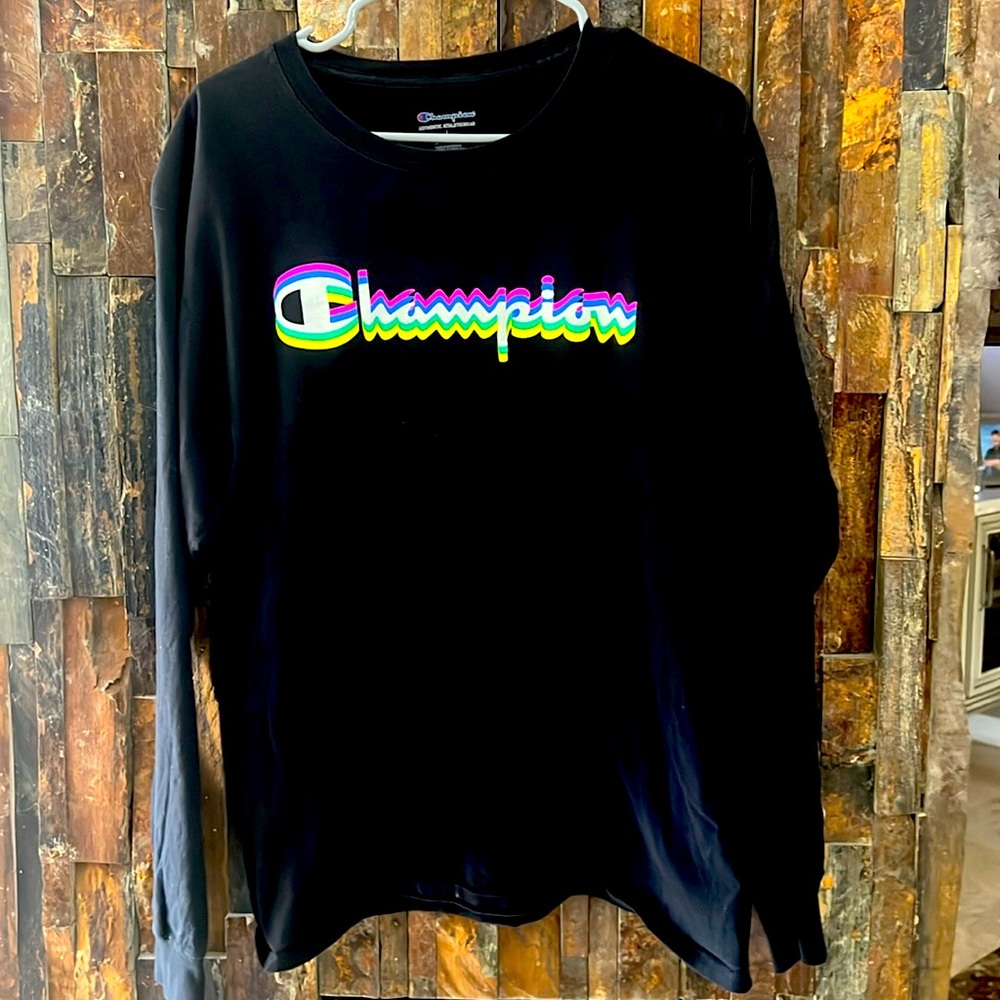 Gently worn Long Sleeve Champion T-Shirt L